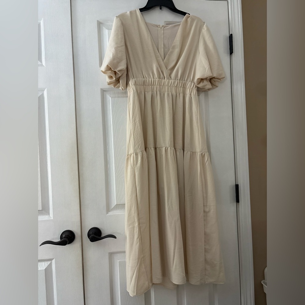 SHEIN Cream Maxi Dress size M
